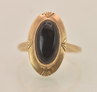 Lot 1330 - A late 19th/early 20th century 9ct yellow gold...