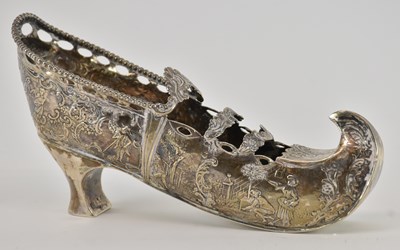 Lot 1111 - A late 19th/early 20th century Continental...