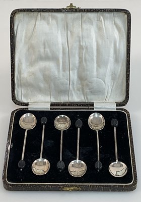 Lot 627 - WILLIAM SUCKLING LTD; a cased set of six...