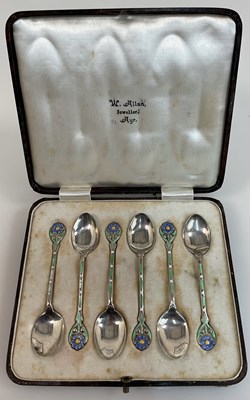 Lot 628 - A set of six George V hallmarked silver and...