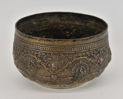 Lot 1127 - A late 19th/early 20th century Indian white...