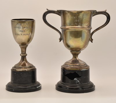 Lot 1155 - MAPPIN & WEBB LTD; a George V hallmarked...