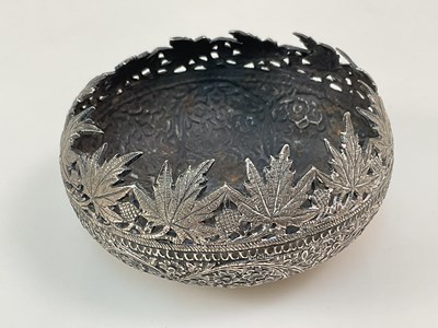 Lot 609 - An Indian silver bowl, testing as 925, 85g