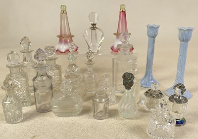 Lot 107 - A collection of vintage and later scent and...