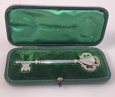 Lot 620 - An Edward VII hallmarked silver key, with...