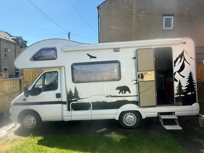 Lot 2137 - A Swift Citroen Relay 1800 TD HDI LWB six...