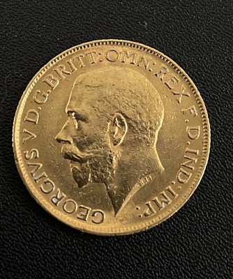 Lot 524 - A George V full sovereign, 1911
