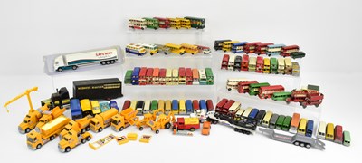 Lot 373 - A good quantity of diecast vehicles, mostly...