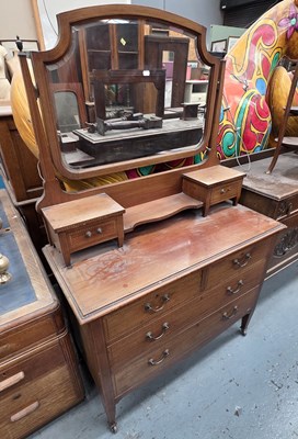 Lot 36 - An Edwardian walnut dressing chest with line...
