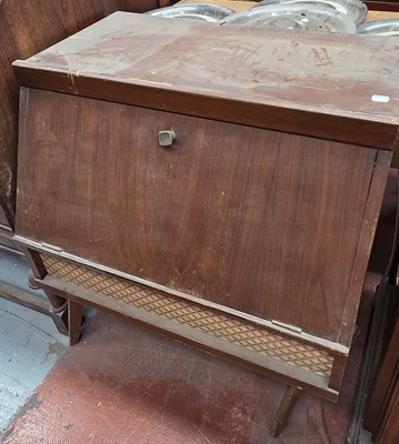 Lot 56 - EMSTON; a vintage mahogany stereogram...