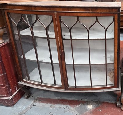 Lot 83 - An early 20th century mahogany bow-fronted...