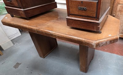 Lot 92 - An early 20th century walnut veneered Art Deco...