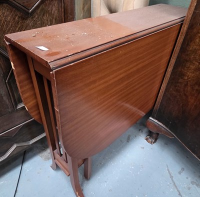 Lot 125 - A reproduction mahogany-effect Sutherland...