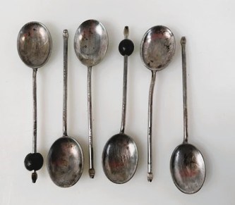 Lot 621 - A set of six modern hallmarked silver and...