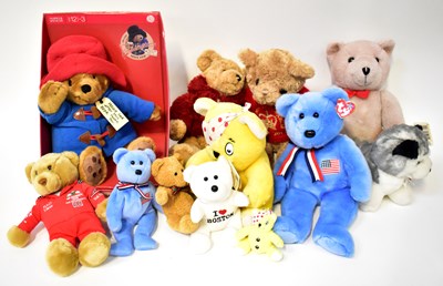 Lot 485 - A quantity of plush toys to include a Marks &...