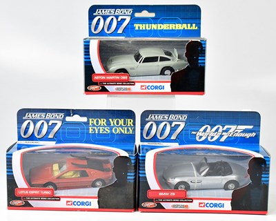 Lot 389 - CORGI; fourteen boxed James Bond 007 diecast...