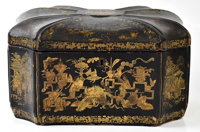 Lot 525 - A Victorian lacquered chinoiserie decorated...