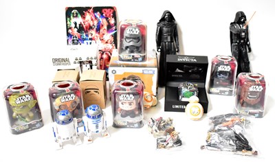 Lot 463 - STAR WARS; a collection of toys and...