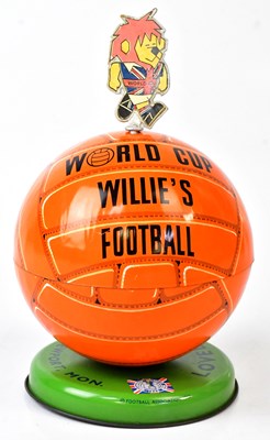 Lot 546 - WORLD CUP 1966; a Lovell's Newport 'World Cup...