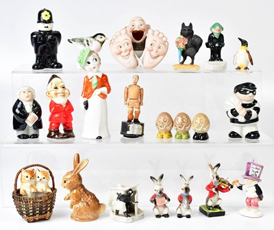 Lot 503 - A collection of small and miniature porcelain,...