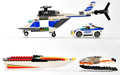 Lot 420 - LEGO; a collection of loose and part sets.