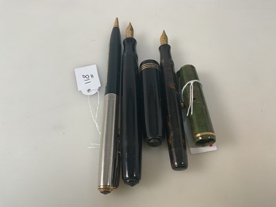 Lot 128 - PARKER; two fountain pens, comprising a...