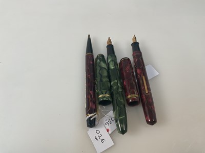 Lot 126 - BURNHAM; a fountain pen, circa 1938, with a...