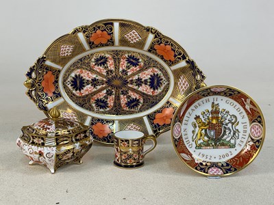 Lot 272 - ROYAL CROWN DERBY; 'Imari' items comprising...