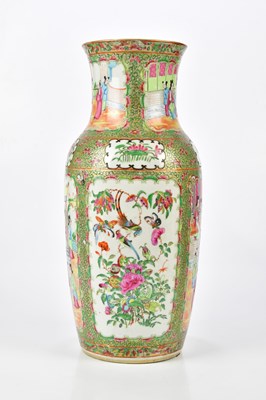 Lot 1045 - A 19th century Chinese Canton vase with flared...