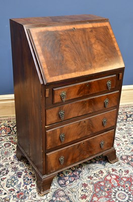 Lot 1719 - A 20th century mahogany bureau, height 100cm,...