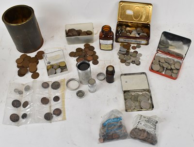 Lot 709 - A quantity of British and foreign coinage...