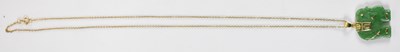 Lot 674 - A 9ct yellow gold necklace with green Chinese...