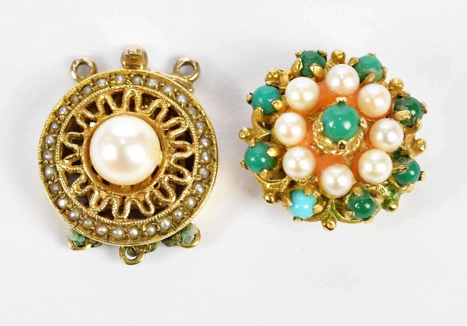 Lot 13 - Two 9ct yellow gold clasps, each from three...