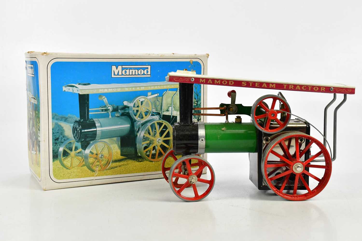 Lot 1608 - MAMOD; a boxed steam traction engine TE.1a.