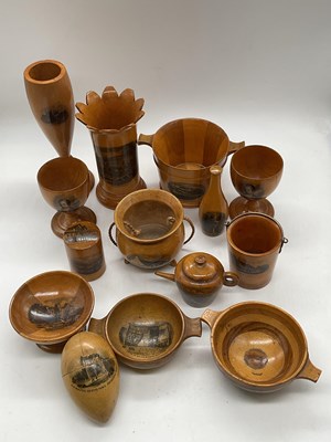 Lot 30 - MAUCHLINE WARE; fourteen small pieces...